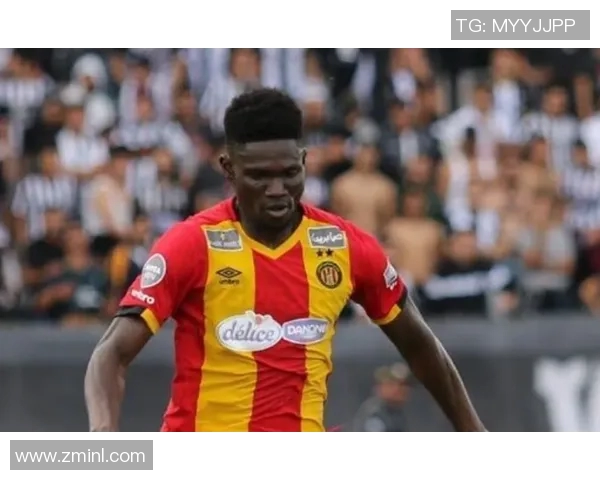 加纳足球明星加盟中超联赛引发热议球迷期待新赛季表现