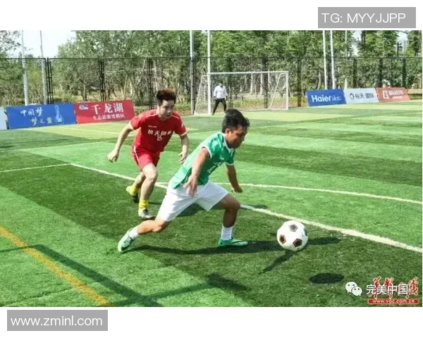 哪个足球明星热爱家庭生活并积极参与家务劳动的背后故事揭秘